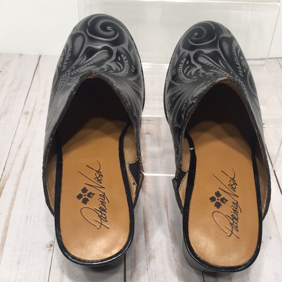 Patricia Nash mule gray black floral block heel size 6 - Picture 4 of 8